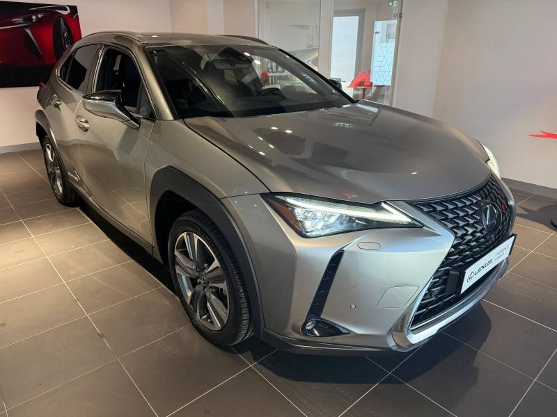 Photo 3 de l’annonce de LEXUS UX d’occasion à vendre à MONTFAVET