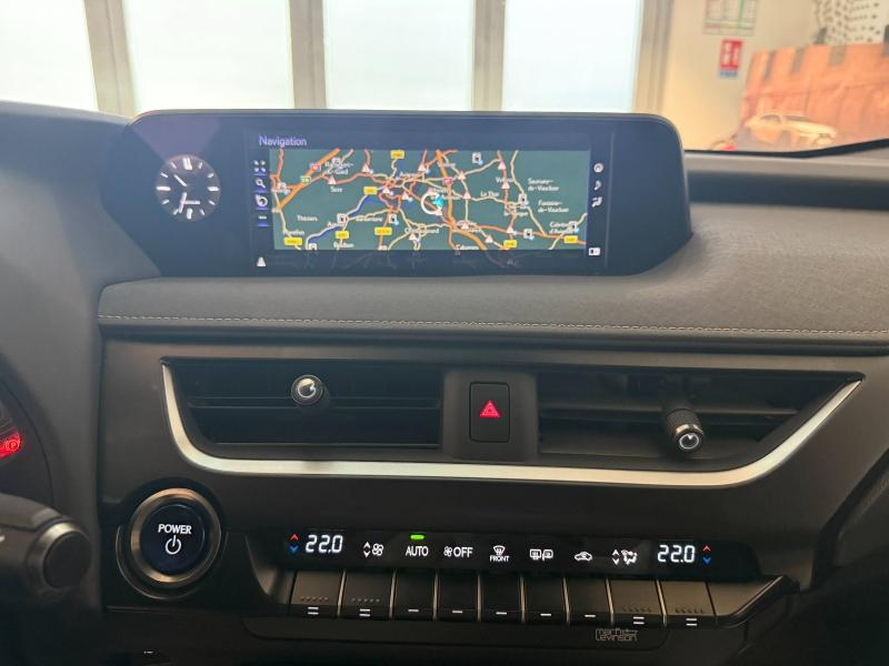 Photo 18 de l’annonce de LEXUS UX d’occasion à vendre à MONTFAVET