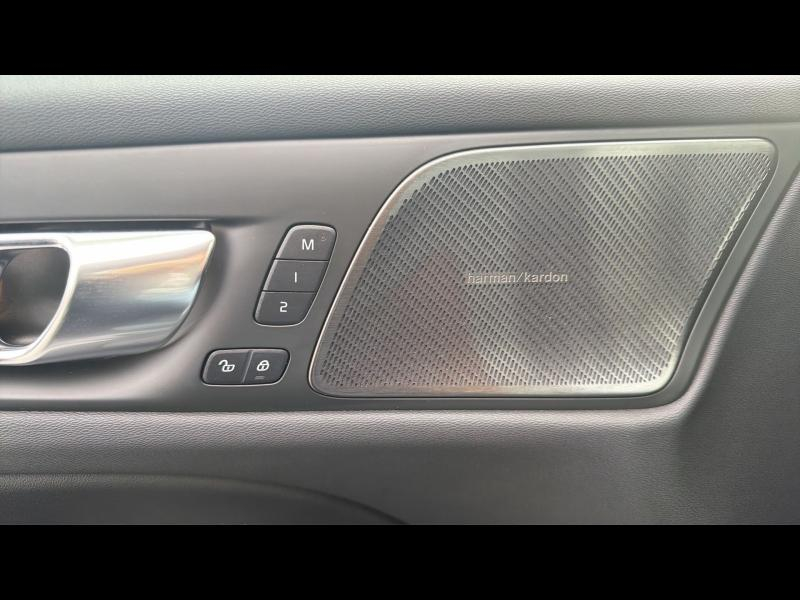 Photo 18 de l’annonce de VOLVO V60 d’occasion à vendre à TOULON