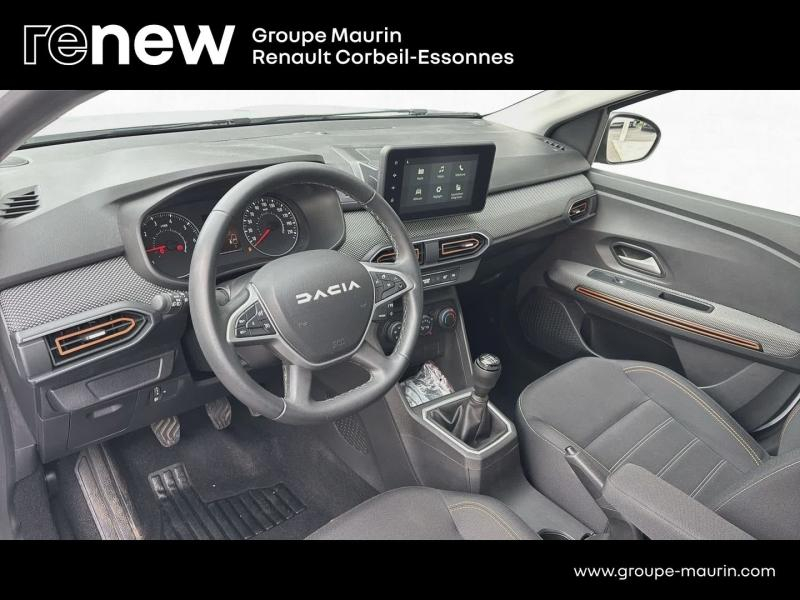 Photo 10 de l’annonce de DACIA Sandero d’occasion à vendre à CORBEIL-ESSONNES