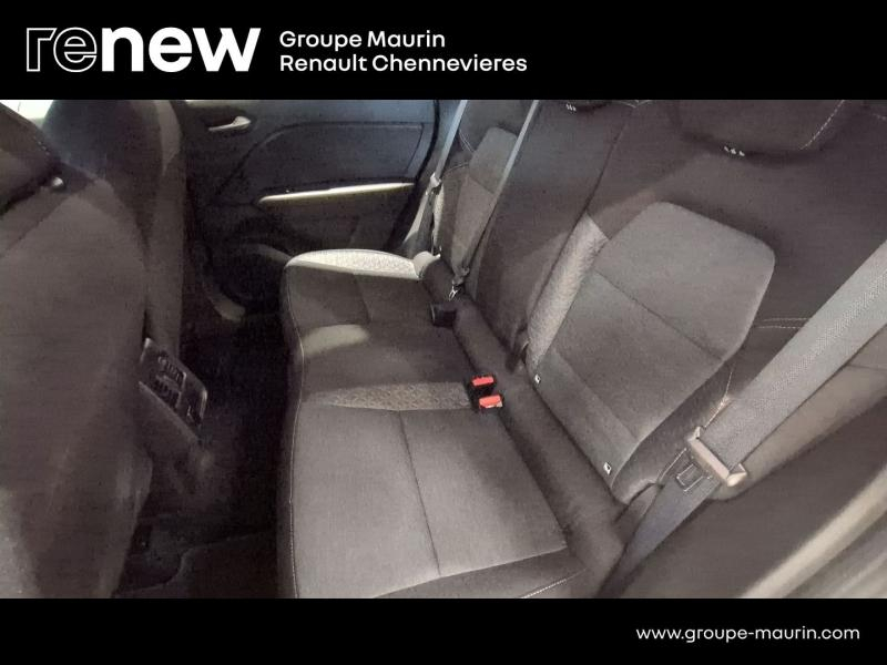 Photo 12 de l’annonce de RENAULT Clio d’occasion à vendre à CHENNEVIÈRES-SUR-MARNE