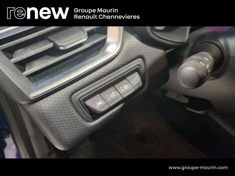 Photo 16 de l’annonce de RENAULT Clio d’occasion à vendre à CHENNEVIÈRES-SUR-MARNE