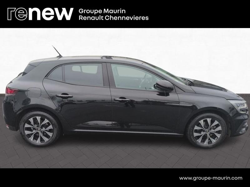 Photo 4 de l’annonce de RENAULT Megane d’occasion à vendre à CHENNEVIÈRES-SUR-MARNE