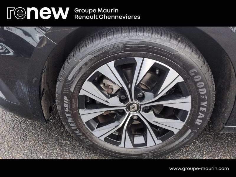 Photo 10 de l’annonce de RENAULT Megane d’occasion à vendre à CHENNEVIÈRES-SUR-MARNE