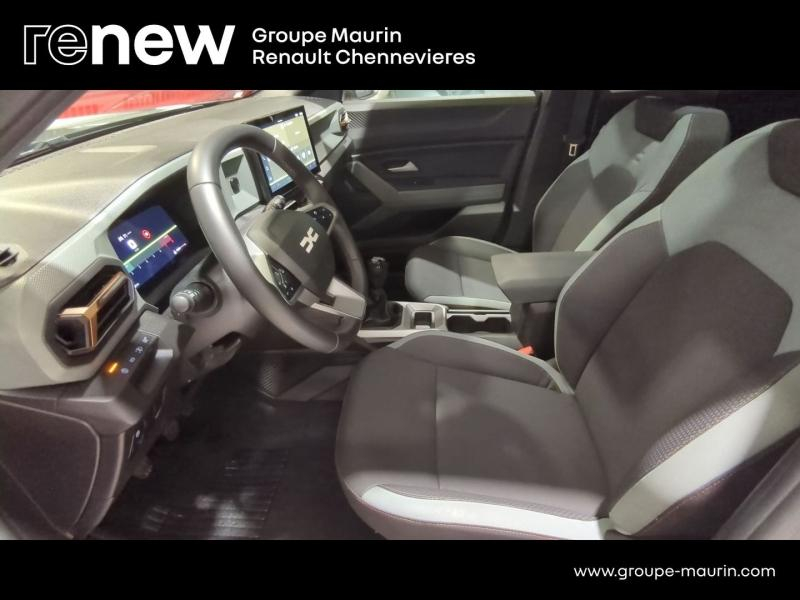 Photo 9 de l’annonce de DACIA  d’occasion à vendre à CHENNEVIÈRES-SUR-MARNE