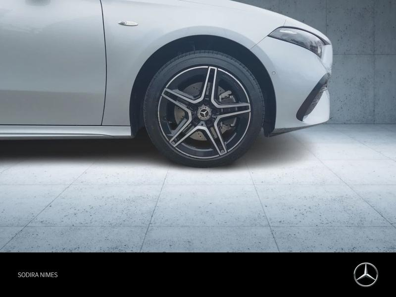 Photo 9 de l’annonce de MERCEDES-BENZ Classe A d’occasion à vendre à NIMES