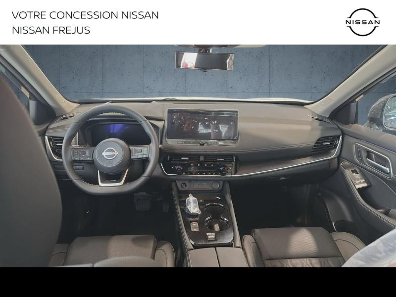 Photo 10 de l’annonce de NISSAN X-Trail d’occasion à vendre à FRÉJUS