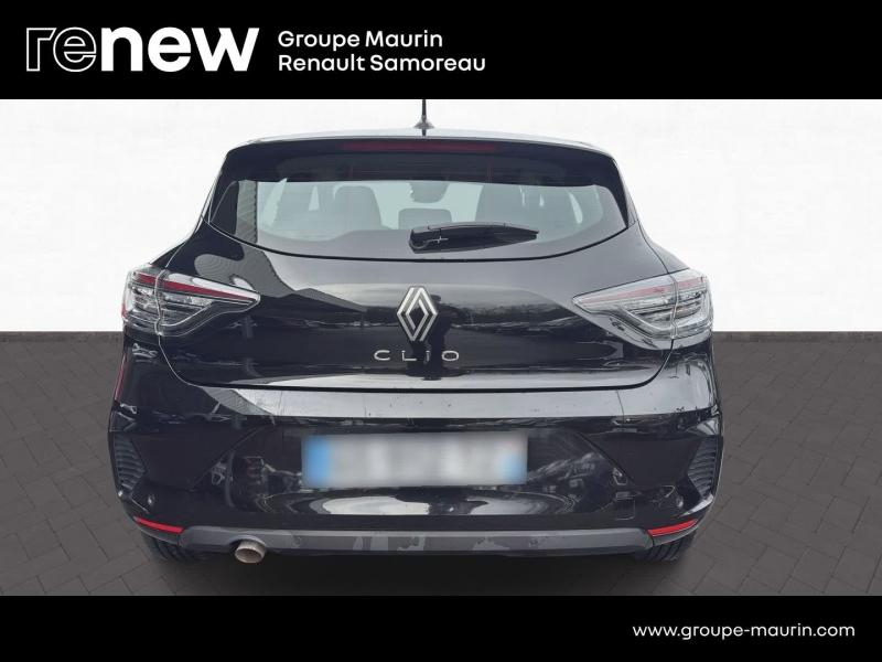 Photo 5 de l’annonce de RENAULT Clio d’occasion à vendre à SAMOREAU