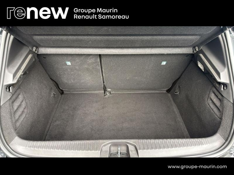 Photo 8 de l’annonce de RENAULT Clio d’occasion à vendre à SAMOREAU