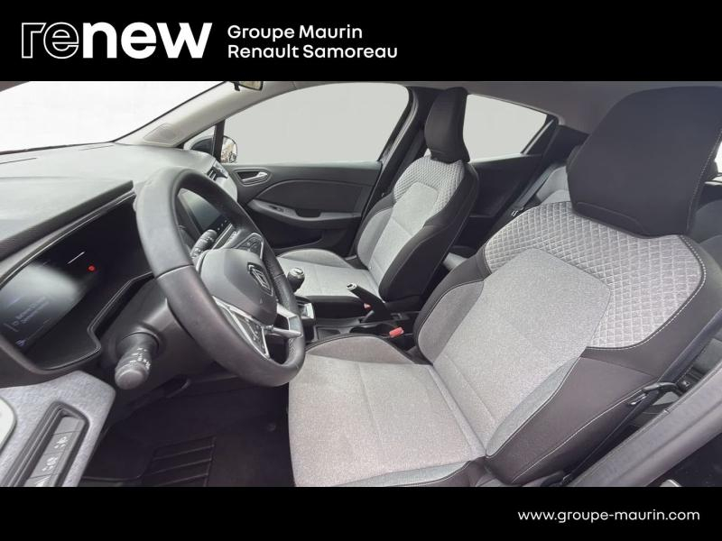 Photo 10 de l’annonce de RENAULT Clio d’occasion à vendre à SAMOREAU