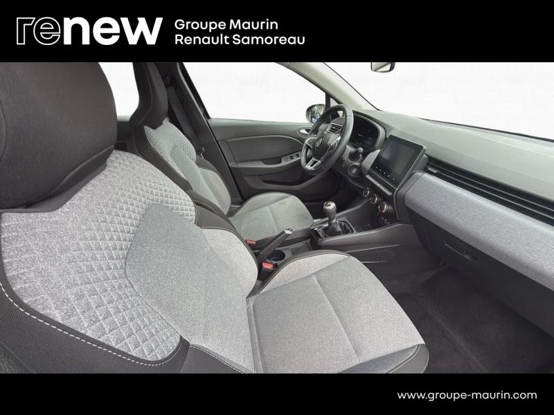 Photo 15 de l’annonce de RENAULT Clio d’occasion à vendre à SAMOREAU