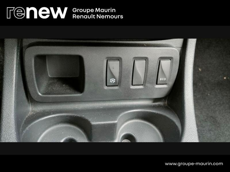 Photo 20 de l’annonce de DACIA Duster d’occasion à vendre à SAINT PIERRE LES NEMOURS