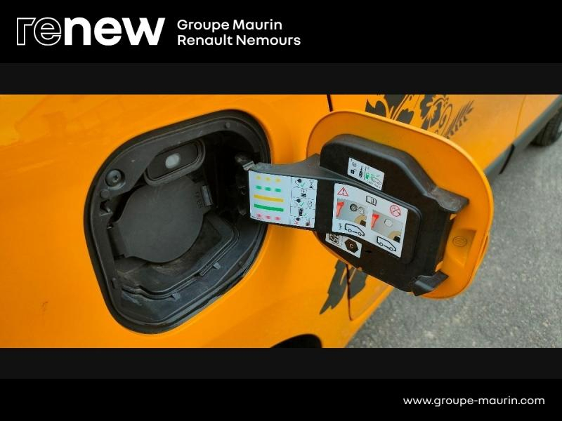 Photo 10 de l’annonce de RENAULT Twingo d’occasion à vendre à SAINT PIERRE LES NEMOURS