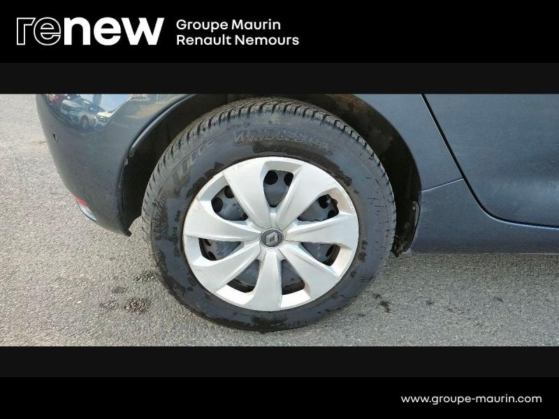 Photo 9 de l’annonce de RENAULT Zoe d’occasion à vendre à SAINT PIERRE LES NEMOURS