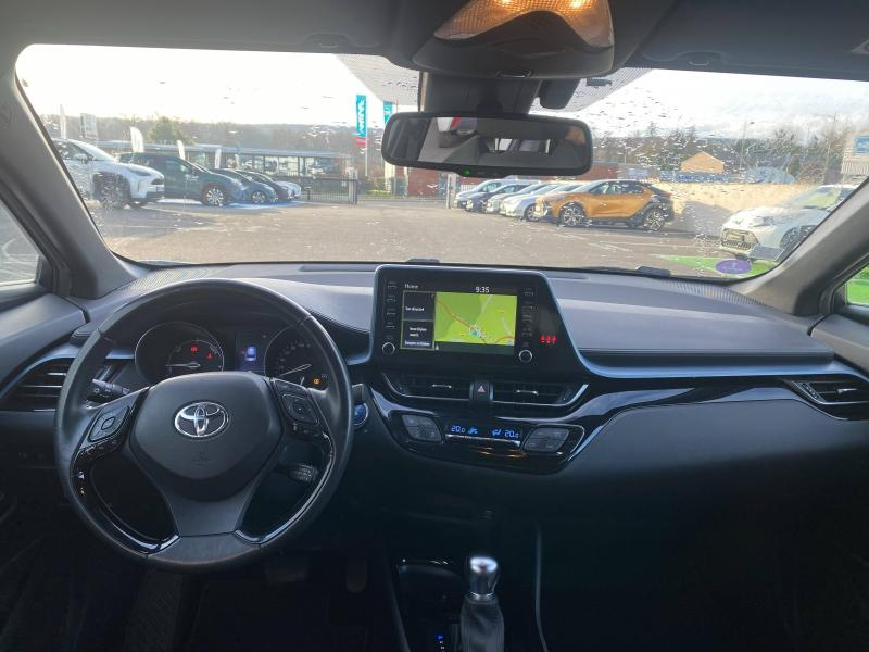 Photo 7 de l’annonce de TOYOTA C-HR d’occasion à vendre à AUBIÈRE