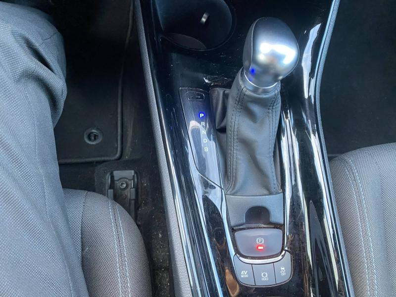 Photo 11 de l’annonce de TOYOTA C-HR d’occasion à vendre à AUBIÈRE
