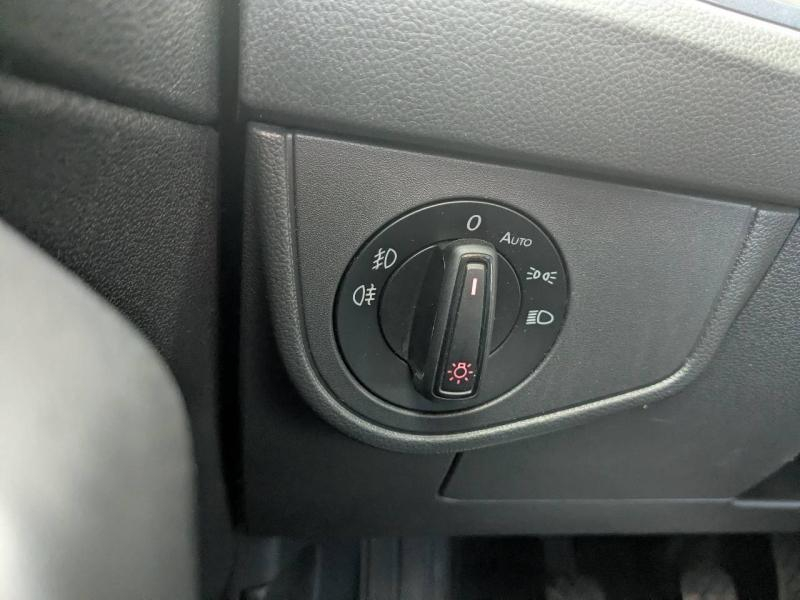 Photo 9 de l’annonce de VOLKSWAGEN Polo d’occasion à vendre à PAYS DE GEX