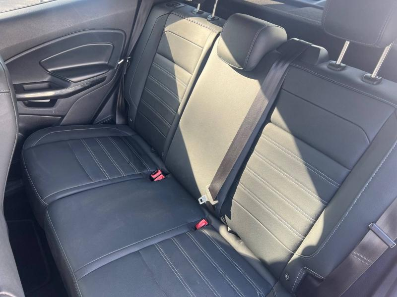 Photo 11 de l’annonce de FORD EcoSport d’occasion à vendre à TOULON