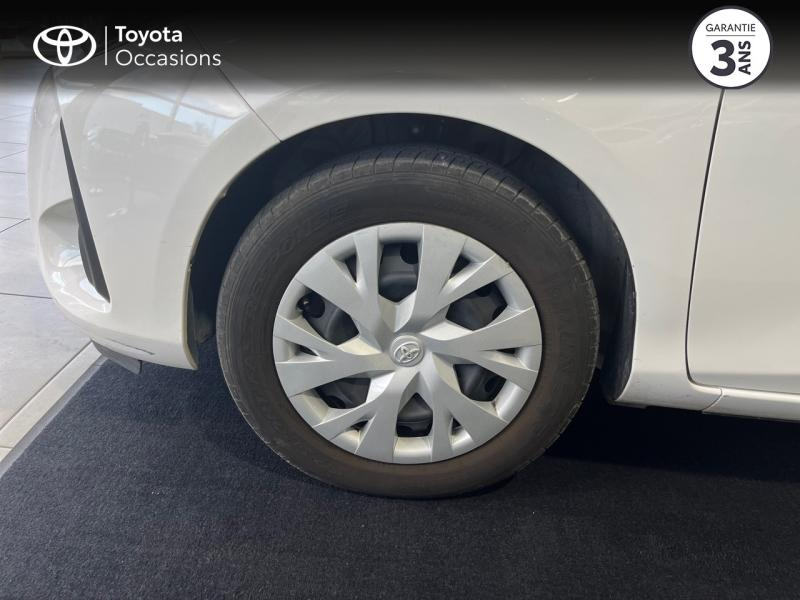 Photo 16 de l’annonce de TOYOTA Yaris d’occasion à vendre à LATTES