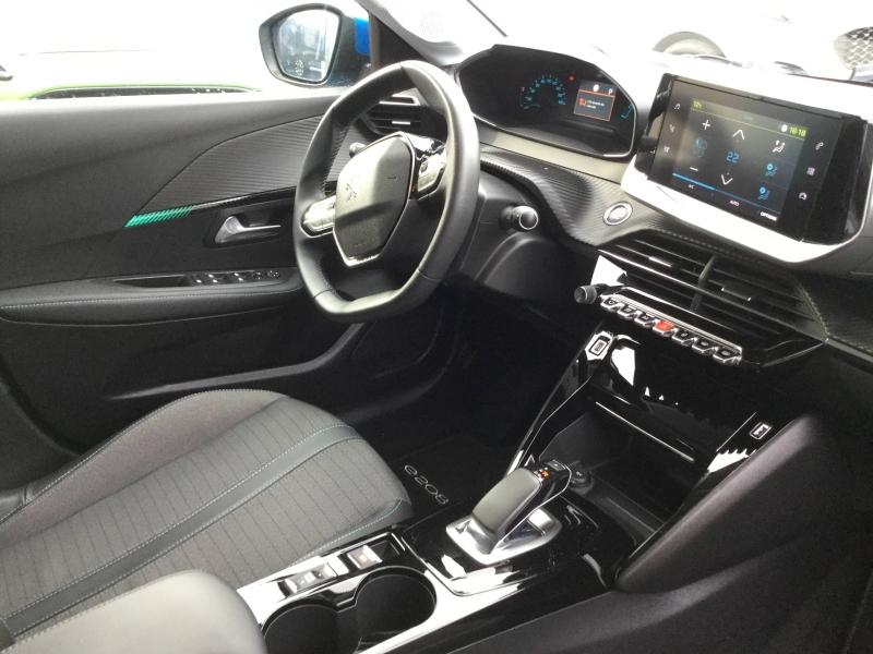 Photo 10 de l’annonce de PEUGEOT 208 d’occasion à vendre à AVIGNON