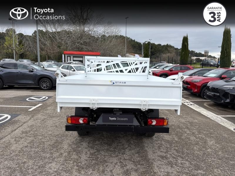 Photo 4 de l’annonce de TOYOTA Hilux VUL d’occasion à vendre à MONTFAVET