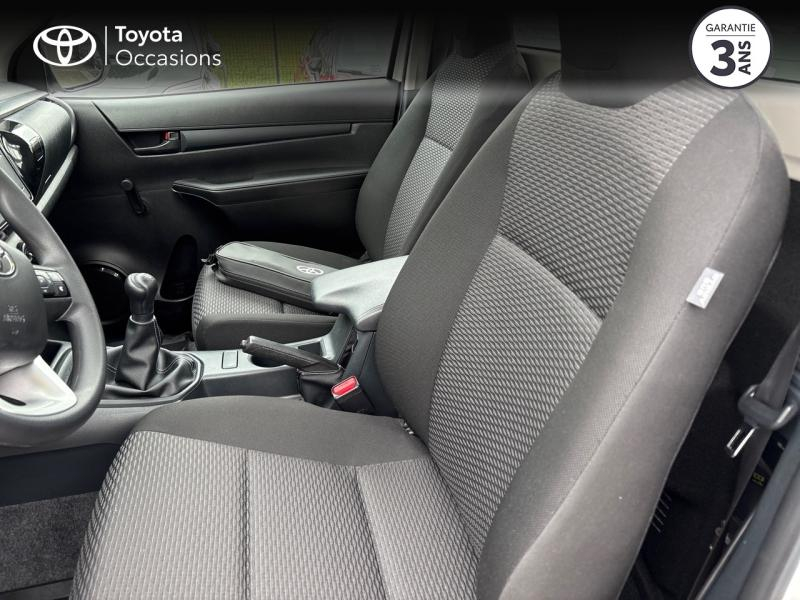 Photo 6 de l’annonce de TOYOTA Hilux VUL d’occasion à vendre à MONTFAVET