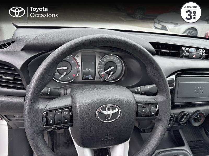Photo 13 de l’annonce de TOYOTA Hilux VUL d’occasion à vendre à MONTFAVET