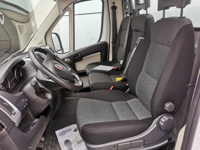 Photo 11 de l’annonce de FIAT Ducato CCb VUL d’occasion à vendre à VITROLLES