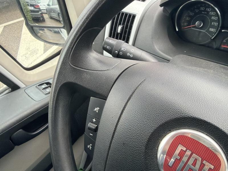 Photo 19 de l’annonce de FIAT Ducato CCb VUL d’occasion à vendre à VITROLLES