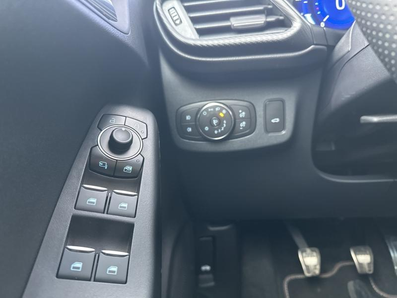 Photo 12 de l’annonce de FORD Puma d’occasion à vendre à MARTIGUES