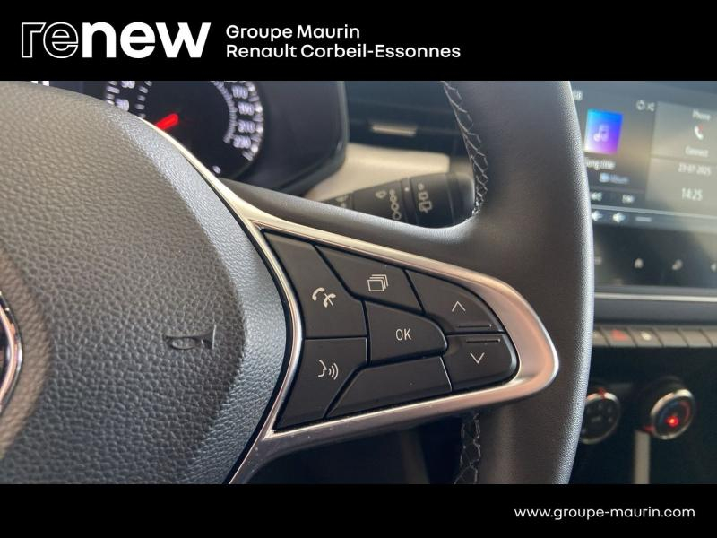 Photo 12 de l’annonce de RENAULT Clio d’occasion à vendre à CORBEIL-ESSONNES