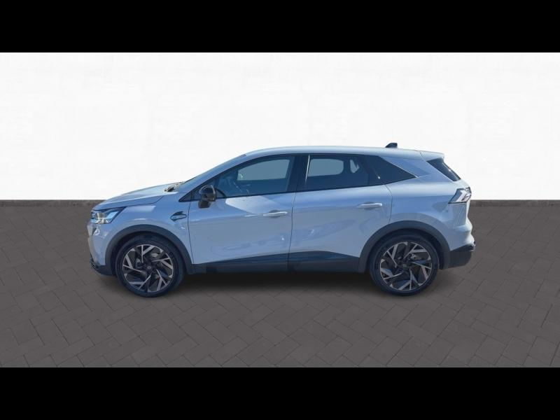 Photo 3 de l’annonce de RENAULT  d’occasion à vendre à CHENNEVIÈRES-SUR-MARNE