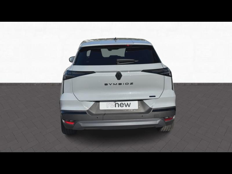 Photo 5 de l’annonce de RENAULT  d’occasion à vendre à CHENNEVIÈRES-SUR-MARNE