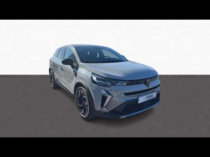 Photo 8 de l’annonce de RENAULT  d’occasion à vendre à CHENNEVIÈRES-SUR-MARNE