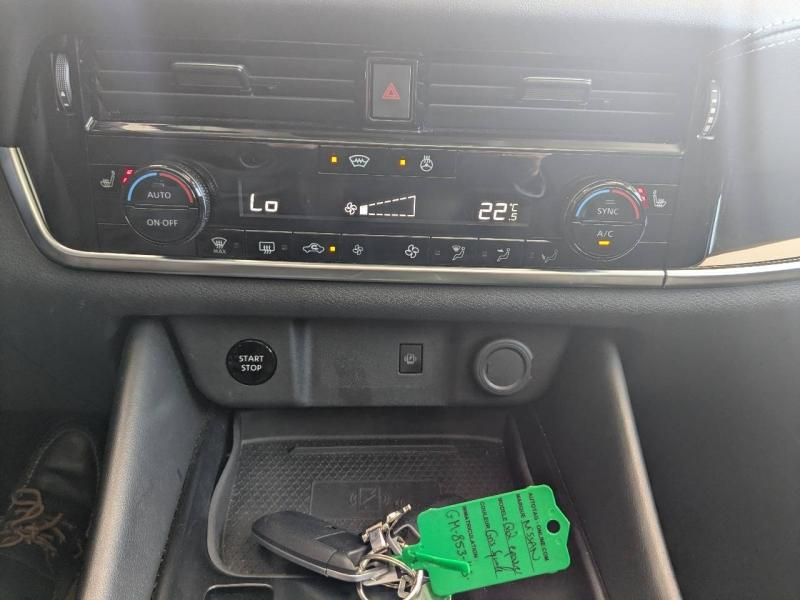 Photo 17 de l’annonce de NISSAN Qashqai d’occasion à vendre à PAYS DE GEX