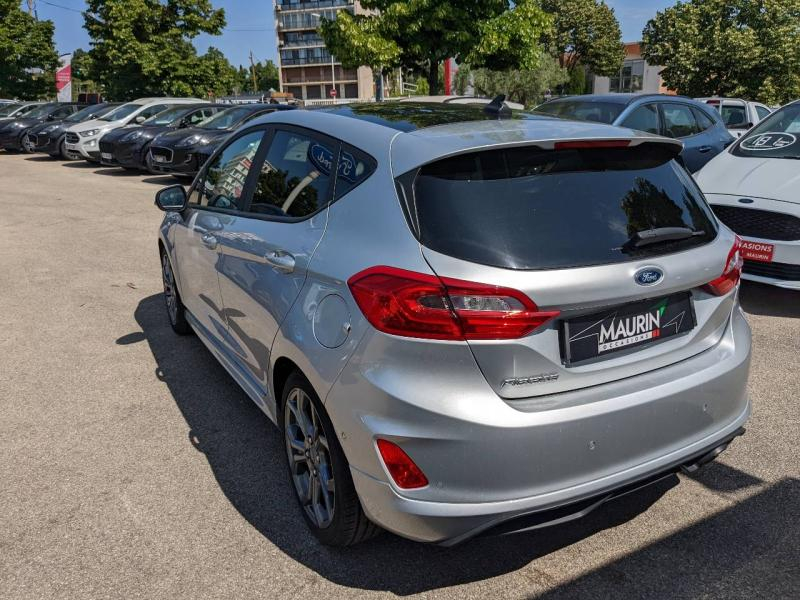 Photo 5 de l’annonce de FORD Fiesta d’occasion à vendre à MANOSQUE