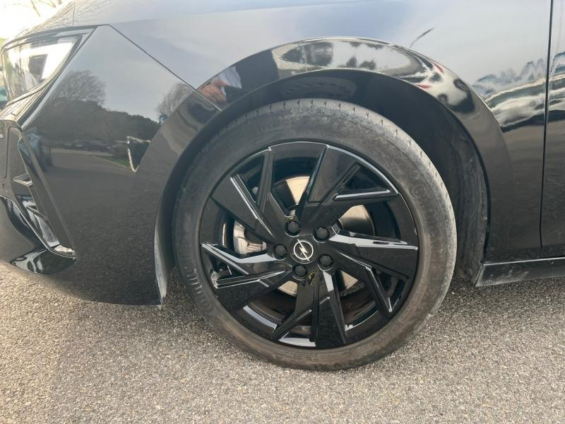 Photo 11 de l’annonce de OPEL Astra d’occasion à vendre à TOULON