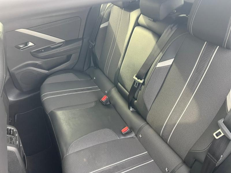 Photo 16 de l’annonce de OPEL Astra d’occasion à vendre à TOULON