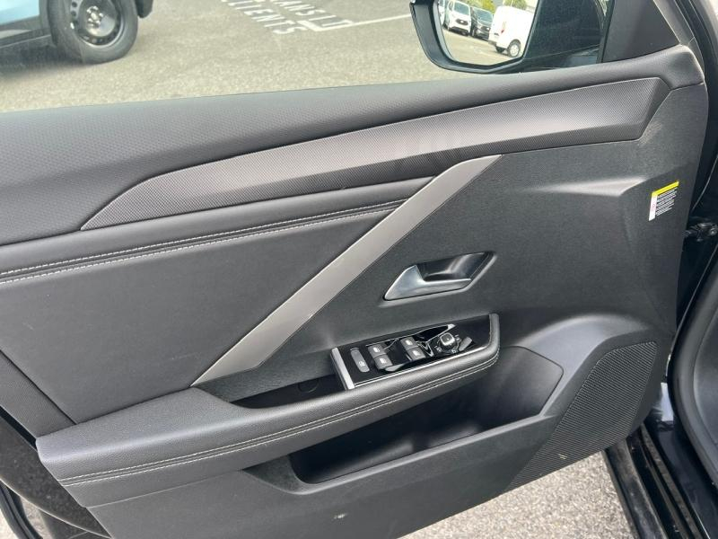 Photo 17 de l’annonce de OPEL Astra d’occasion à vendre à TOULON