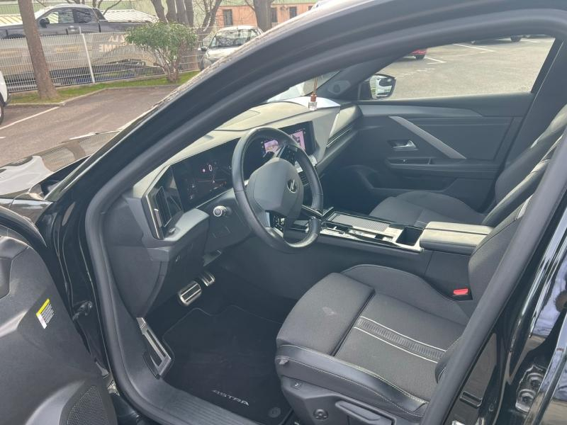 Photo 18 de l’annonce de OPEL Astra d’occasion à vendre à TOULON