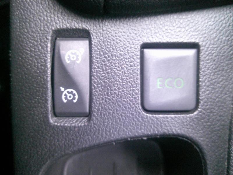 Photo 17 de l’annonce de RENAULT Clio d’occasion à vendre à PERPIGNAN