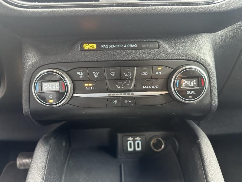 Photo 16 de l’annonce de FORD Kuga d’occasion à vendre à NARBONNE