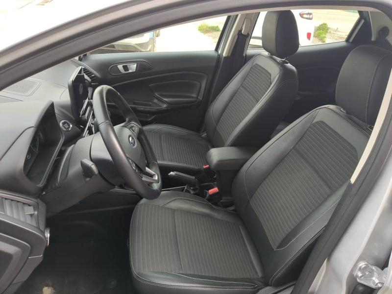 Photo 7 de l’annonce de FORD EcoSport d’occasion à vendre à ARLES