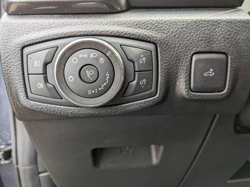 Photo 16 de l’annonce de FORD Ranger VUL d’occasion à vendre à MARSEILLE