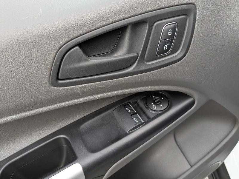 Photo 8 de l’annonce de FORD Transit Connect VUL d’occasion à vendre à LA VALETTE