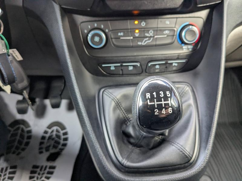 Photo 13 de l’annonce de FORD Transit Connect VUL d’occasion à vendre à LA VALETTE