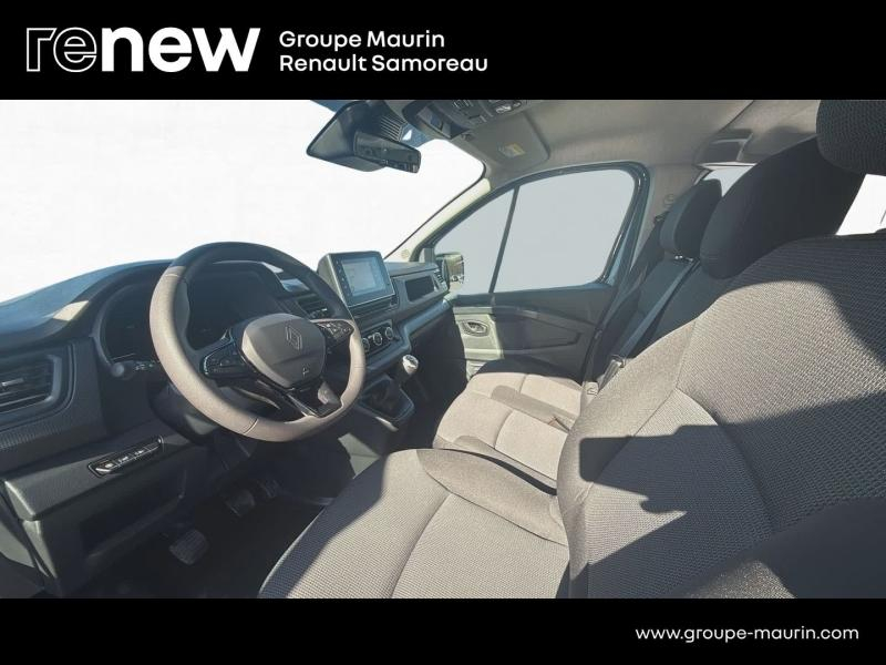 Photo 10 de l’annonce de RENAULT Trafic Combi d’occasion à vendre à SAMOREAU