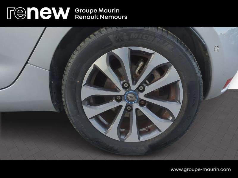 Photo 9 de l’annonce de RENAULT Zoe d’occasion à vendre à SAINT PIERRE LES NEMOURS