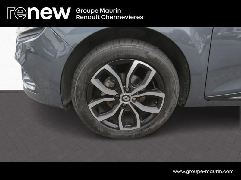 Photo 13 de l’annonce de RENAULT Clio d’occasion à vendre à CHENNEVIÈRES-SUR-MARNE