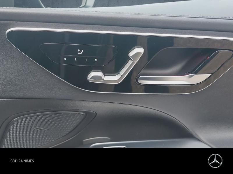 Photo 14 de l’annonce de MERCEDES-BENZ Classe C d’occasion à vendre à NIMES